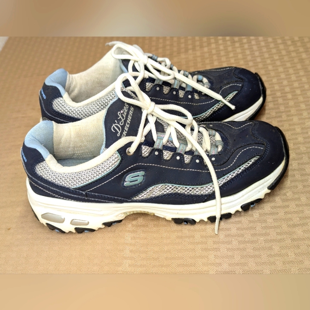 Skechers Women's Size 9 Navy Athletic Shoes Good Condition